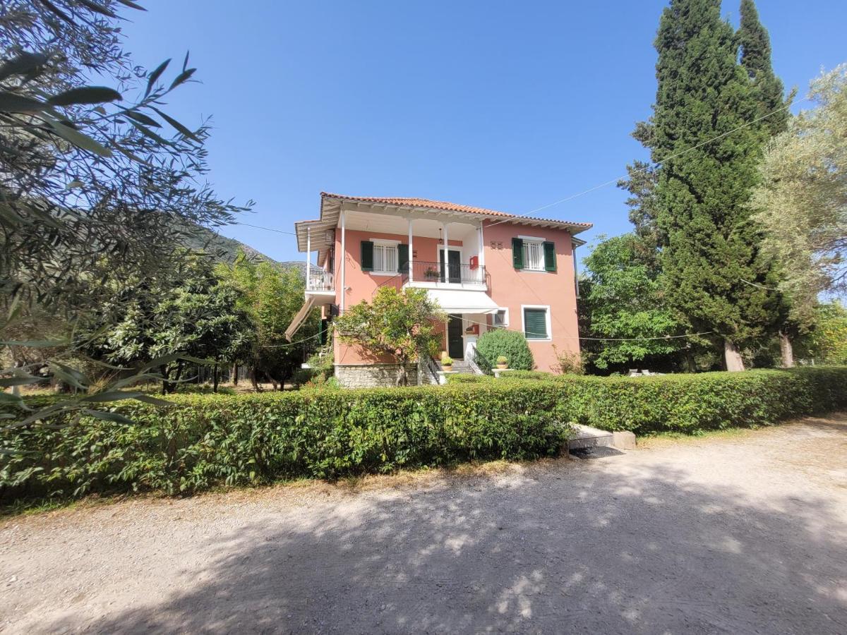 Villa Petros 니드리 외부 사진