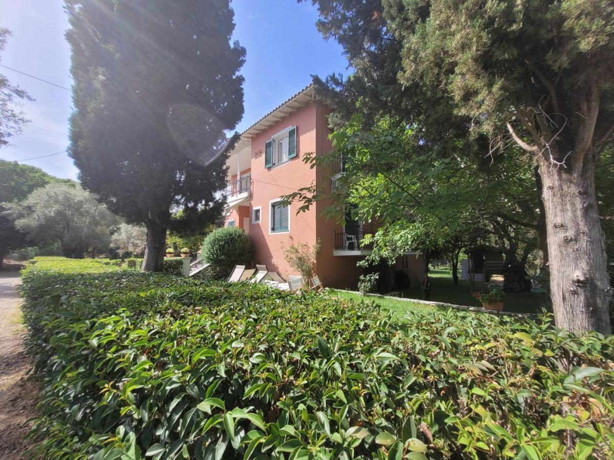 Villa Petros 니드리 외부 사진