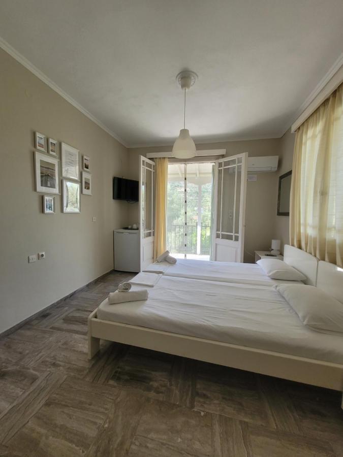 Villa Petros 니드리 외부 사진